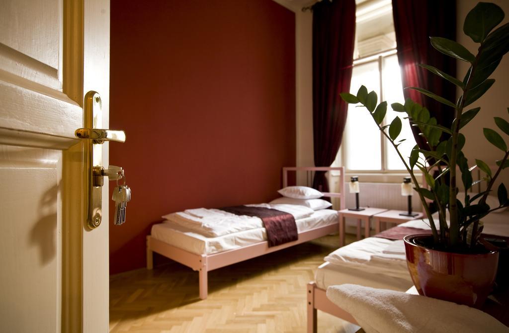 Budapest Rooms Bed And Breakfast Exterior foto